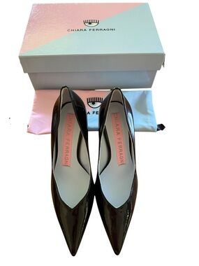 Chiara Ferragni Decollete Black Patent Pointed Pumps